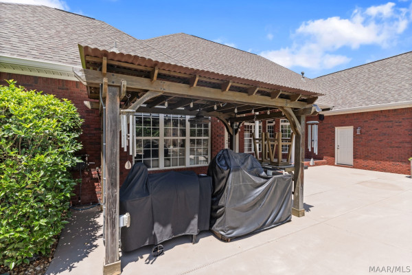 2610 Savannah Drive