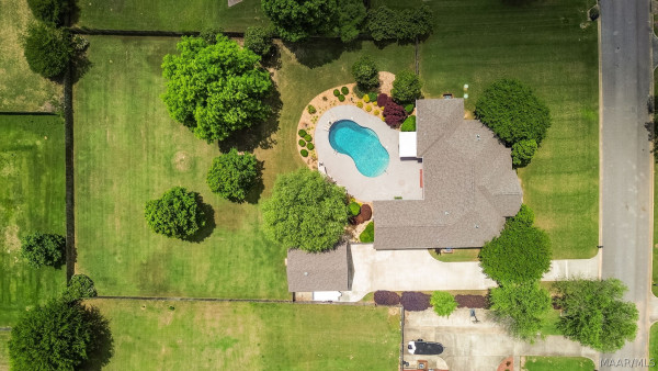 2610 Savannah Drive