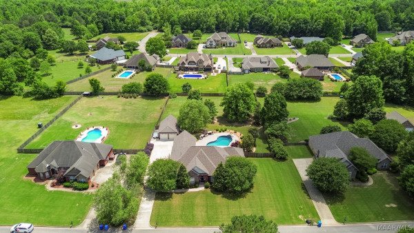 2610 Savannah Drive