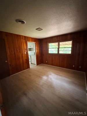 1837 Shadow Lane
