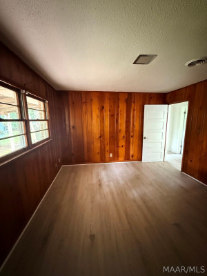 1837 Shadow Lane