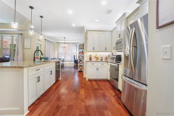 48 Birchwood Lane