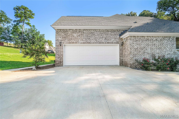 48 Birchwood Lane