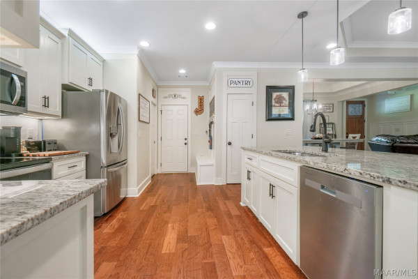 48 Birchwood Lane