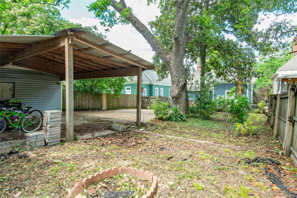 613 Martha Street
