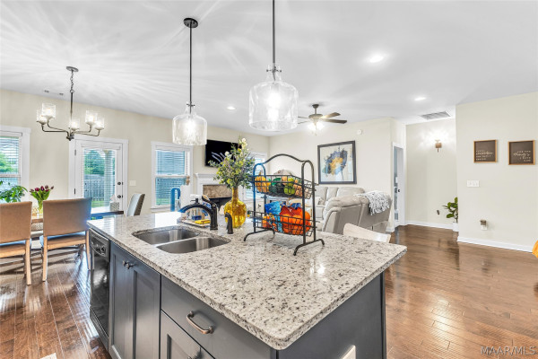 604 Barberry Court