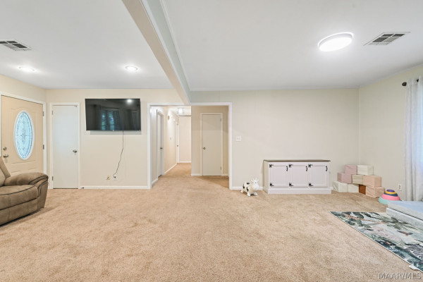 227 CAROLINE Drive