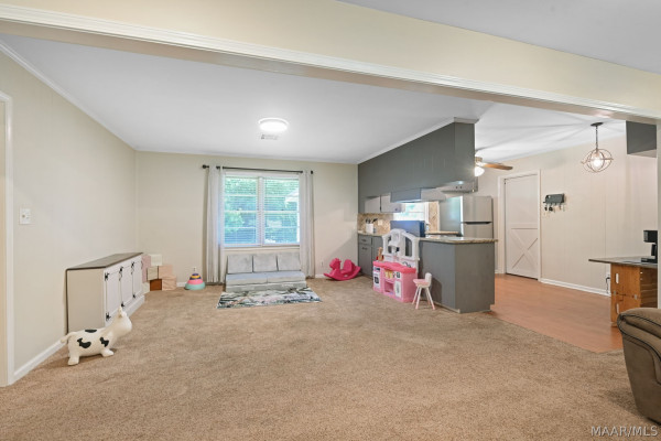 227 CAROLINE Drive