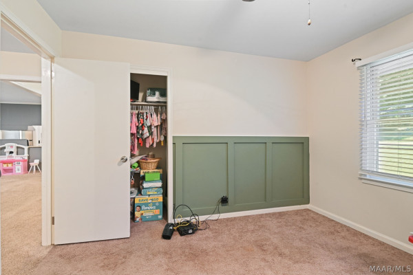 227 CAROLINE Drive