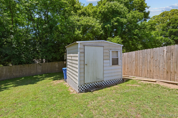 227 CAROLINE Drive