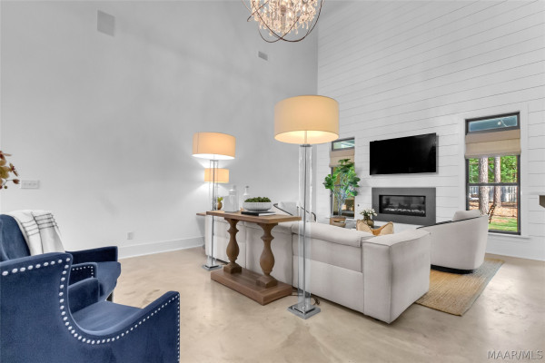 8605 BIRCHWOOD Court