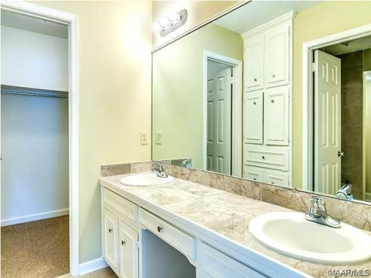 6361 WILLOW GLEN Court