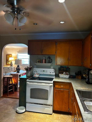 3306 VERMONT Drive