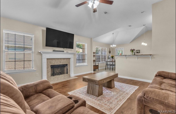413 Buena Vista Way