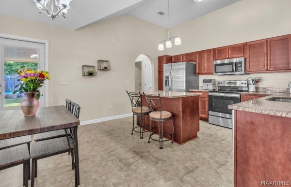 413 Buena Vista Way