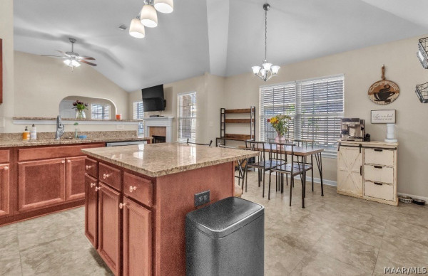 413 Buena Vista Way