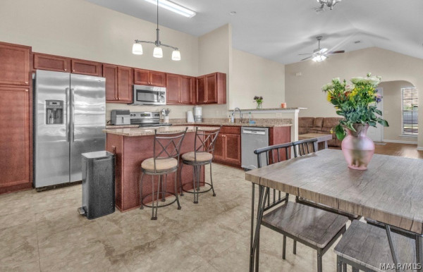 413 Buena Vista Way