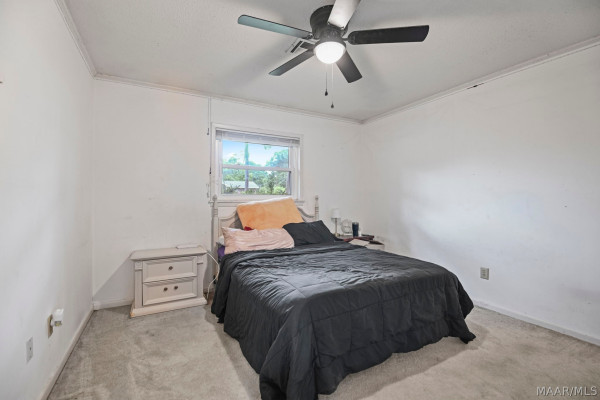 2725 Lakeview Court