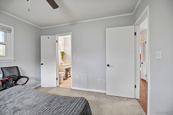 2725 Lakeview Court