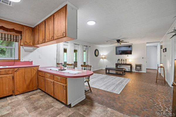2725 Lakeview Court