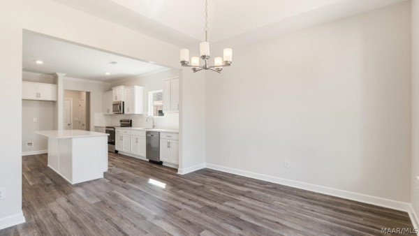 1709 Windsor Hill Lane