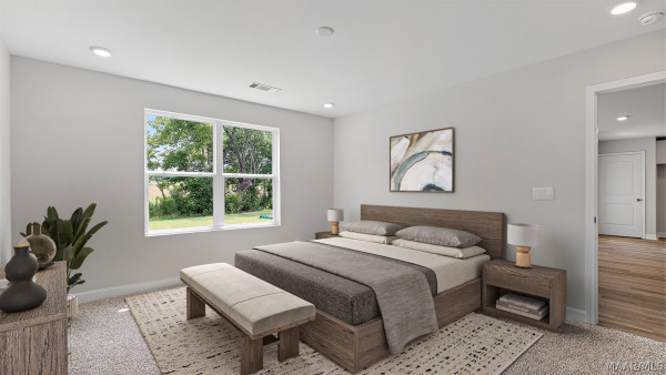 1015 Garden Lane