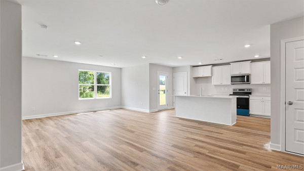 1015 Garden Lane