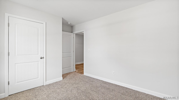 1015 Garden Lane