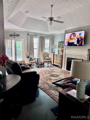1943 Woodrun Drive