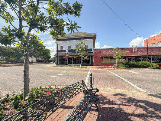 174 MAPLE Street
