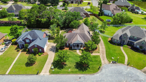 9161 CARTERS GROVE Way