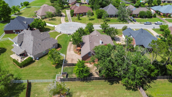 9161 CARTERS GROVE Way