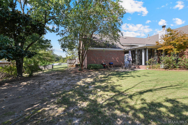 9161 CARTERS GROVE Way