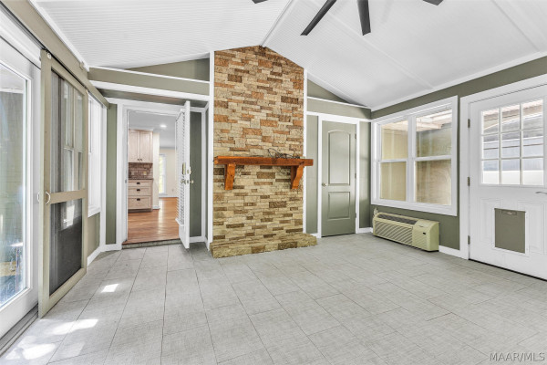 104 Camellia Street