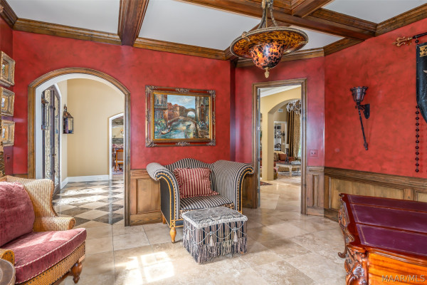 7806 Lakeridge Drive