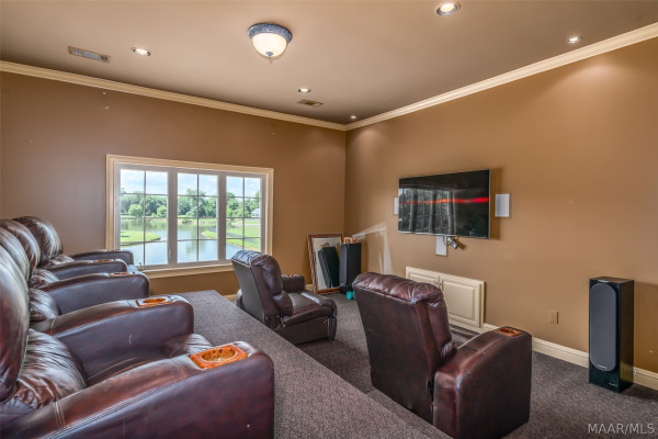 7806 Lakeridge Drive