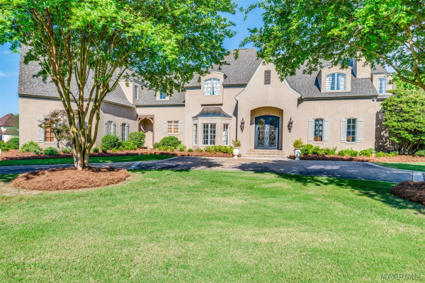 7806 Lakeridge Drive