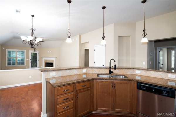 737 Evanwood Drive