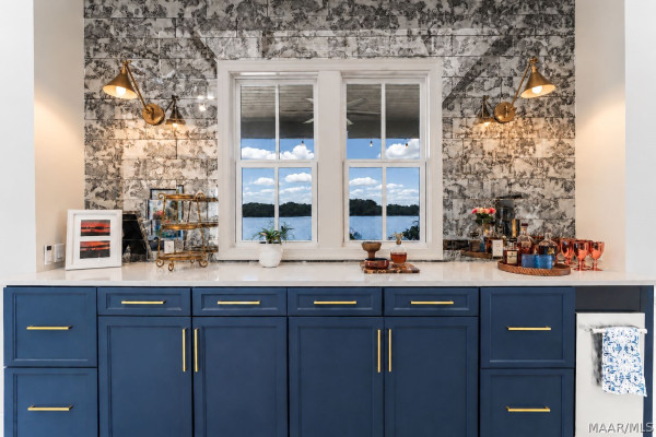 349 Heron Hill