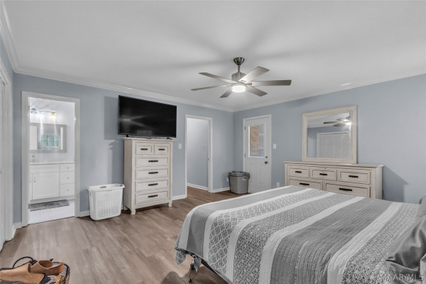 5801 BRIDLE PATH Lane