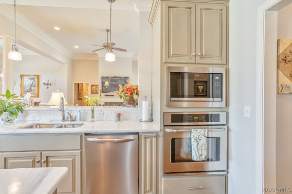 1513 MANOR PARK Court