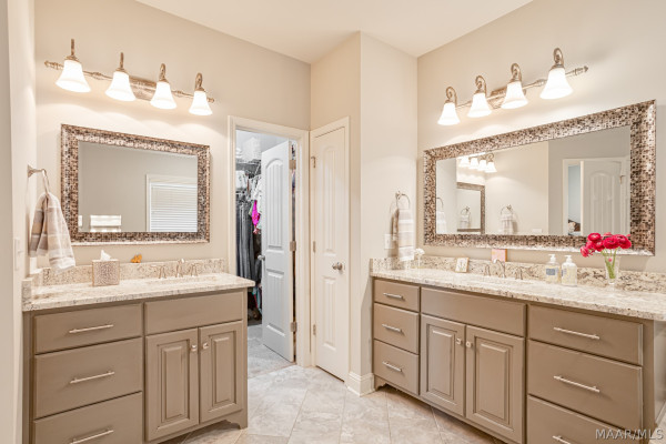 1513 MANOR PARK Court