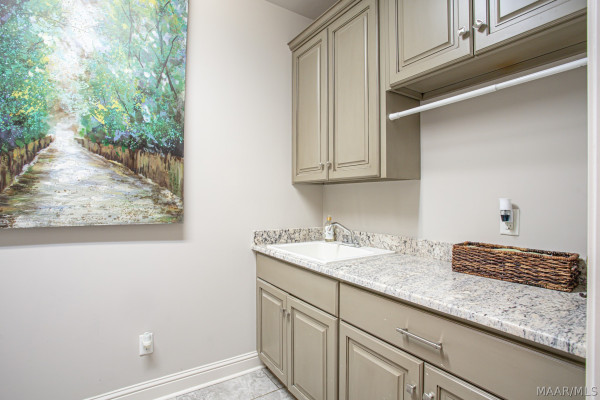 1513 MANOR PARK Court