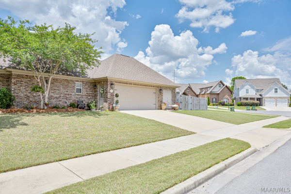 1513 MANOR PARK Court