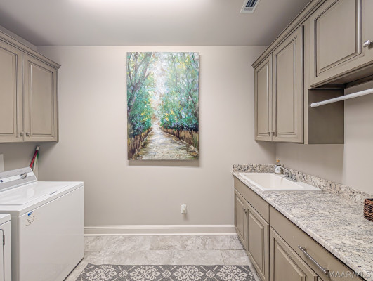 1513 MANOR PARK Court