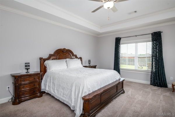416 MIDLAND Drive