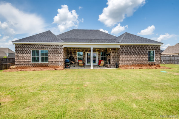 416 MIDLAND Drive