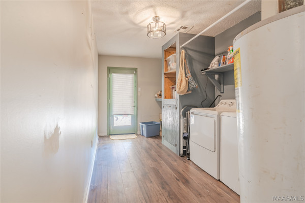 270 Clubview Drive
