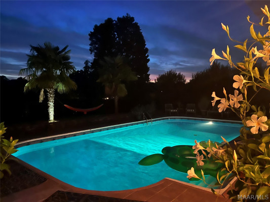 412 HOLLY BROOK Drive