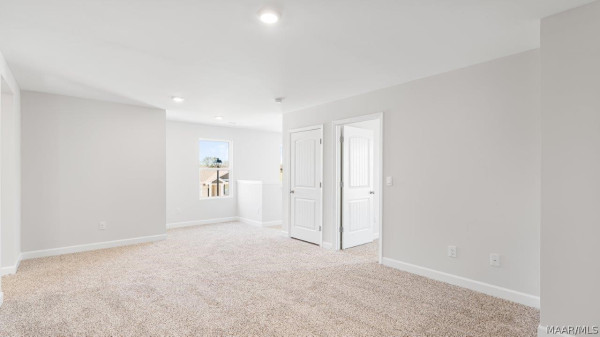 3325 Knotts Drive